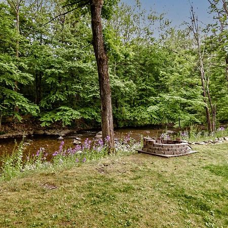 Cabin By The Creek With Private Creek Access Tannersville Exterior photo